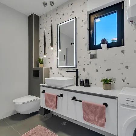 Bomada Apartman Tucepi